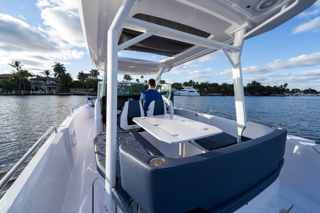 Boat Charter 29' 2025 Axopar Sun Top