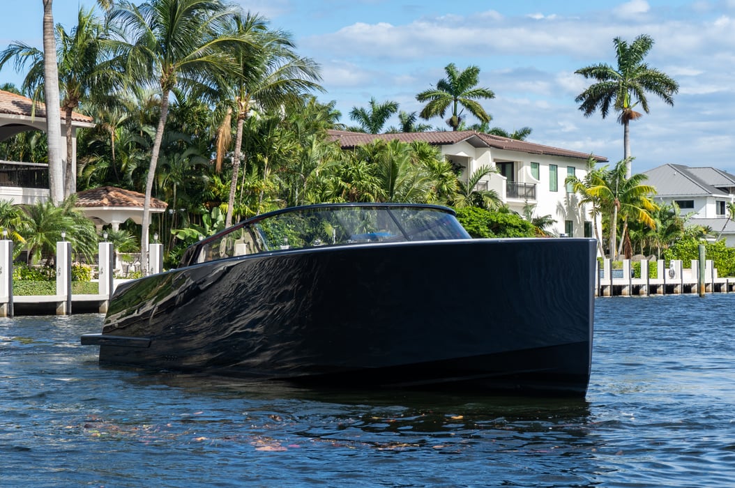 Boat Rides in Lighthouse Point 42' VanDutch