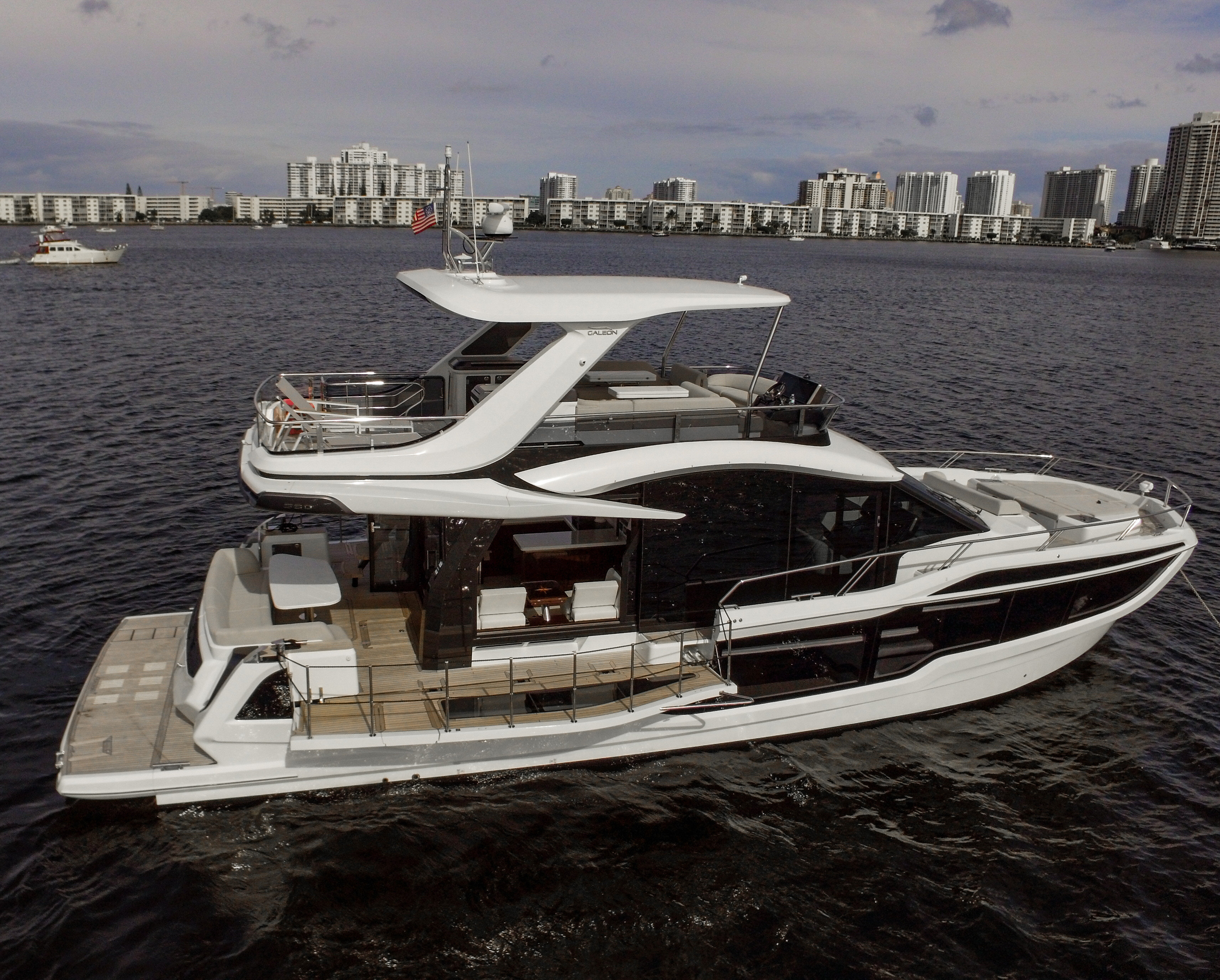 56' 2023 Galeon - SF Image 2