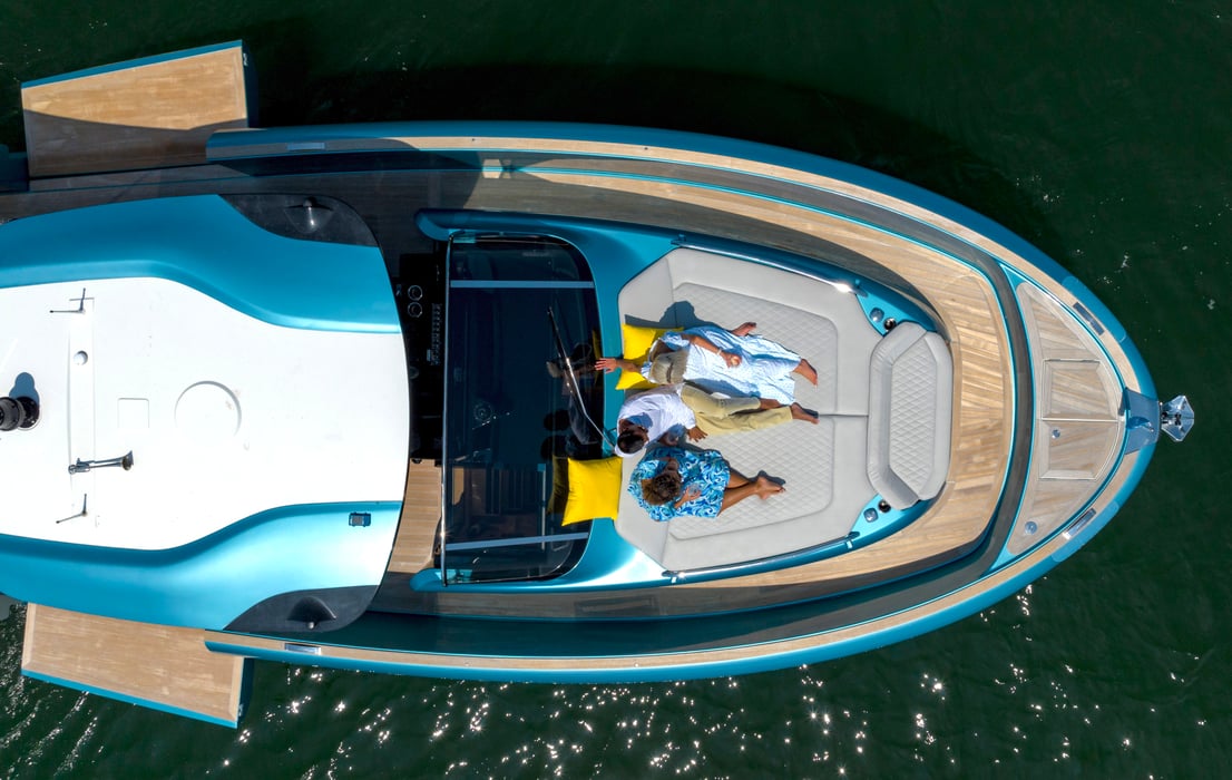 Yacht Rental Boca Raton 44' 2023 Solaris