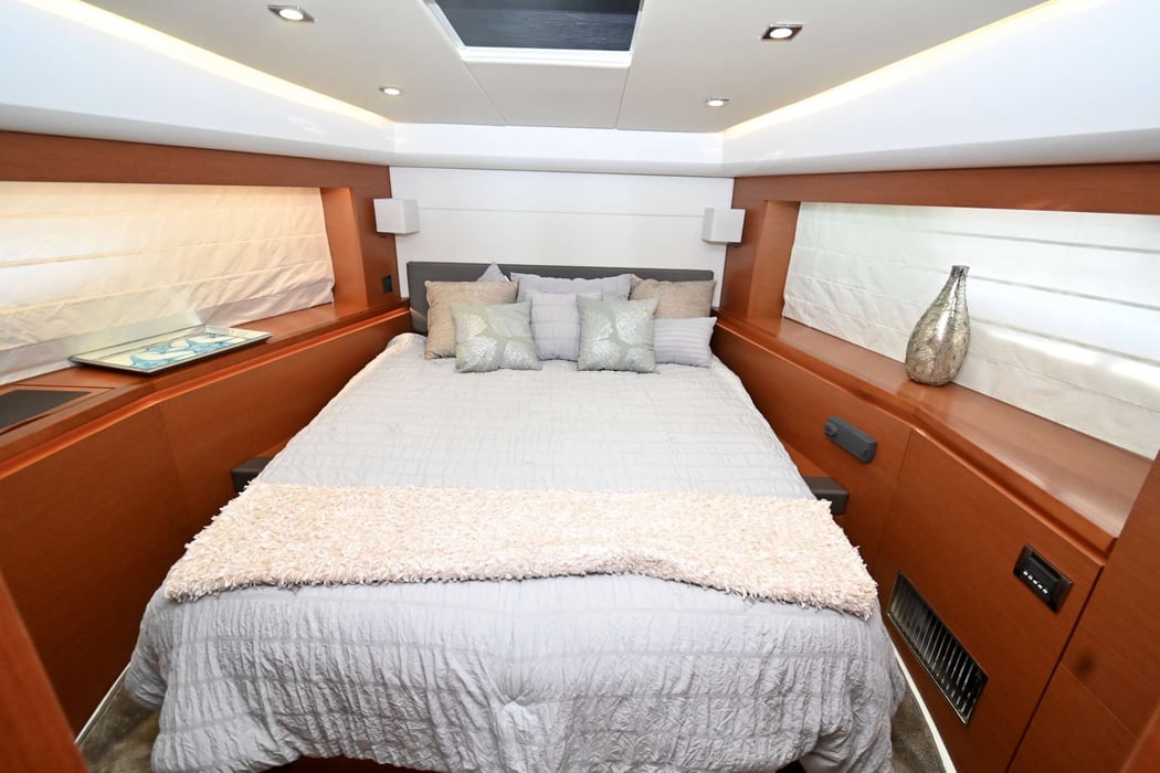 60-prestige-yacht-7