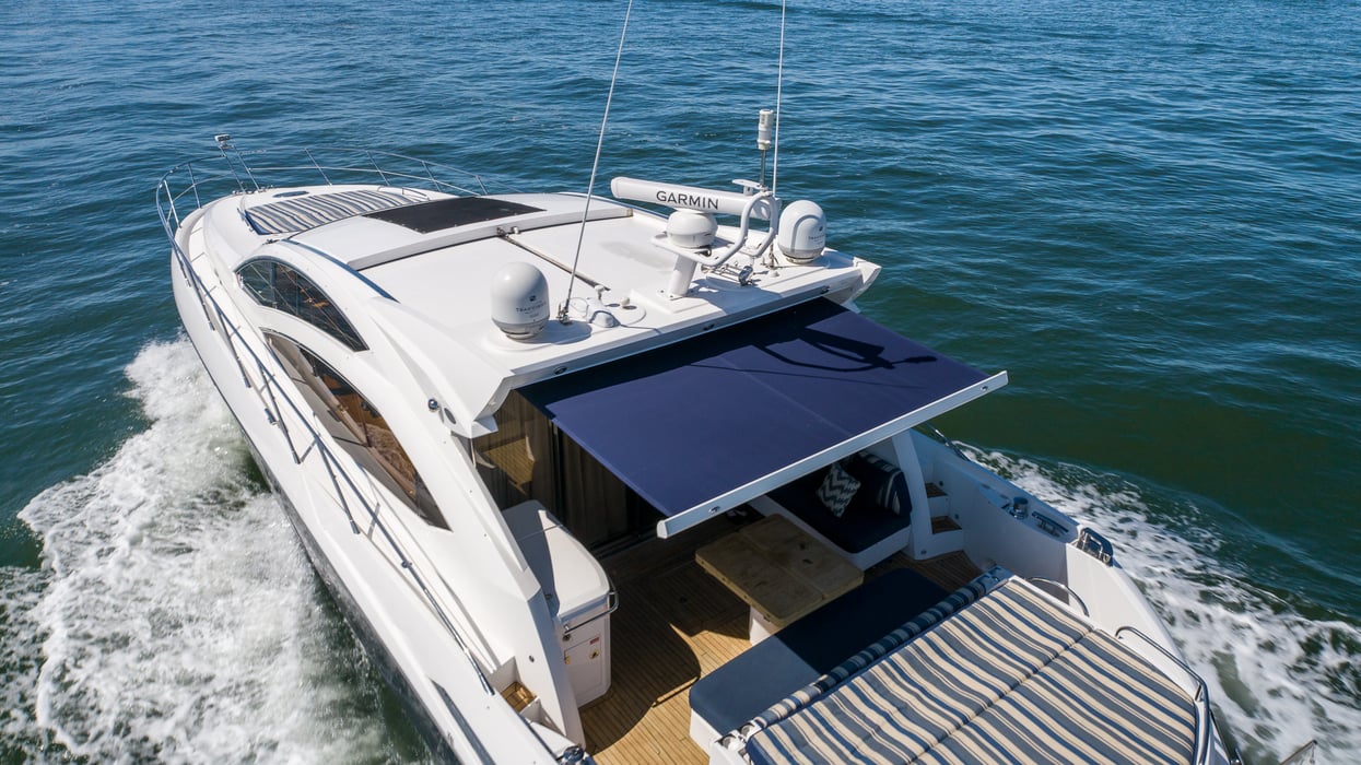 Yacht Charter 64' Sunseeker Florida
