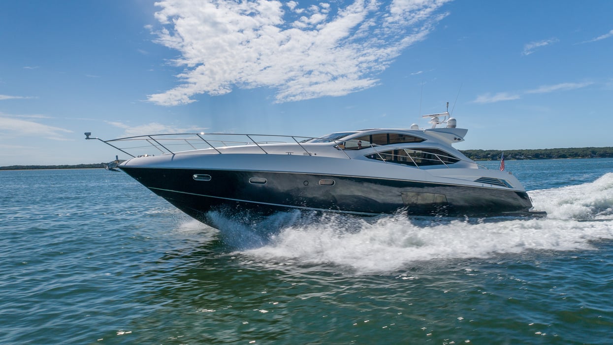 Yacht Charter 64' Sunseeker Florida