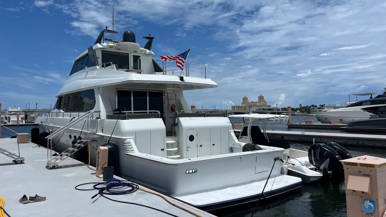 80' 2025 Lazzara - SF Image 2