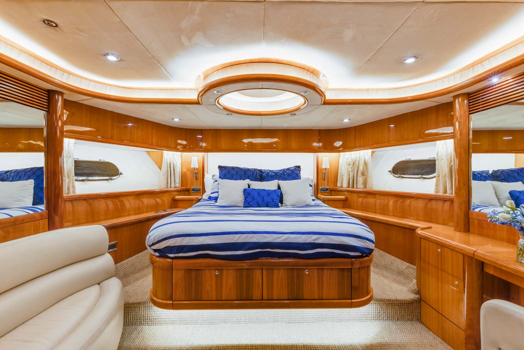 party yacht rentals palm beach 82' Sunseeker