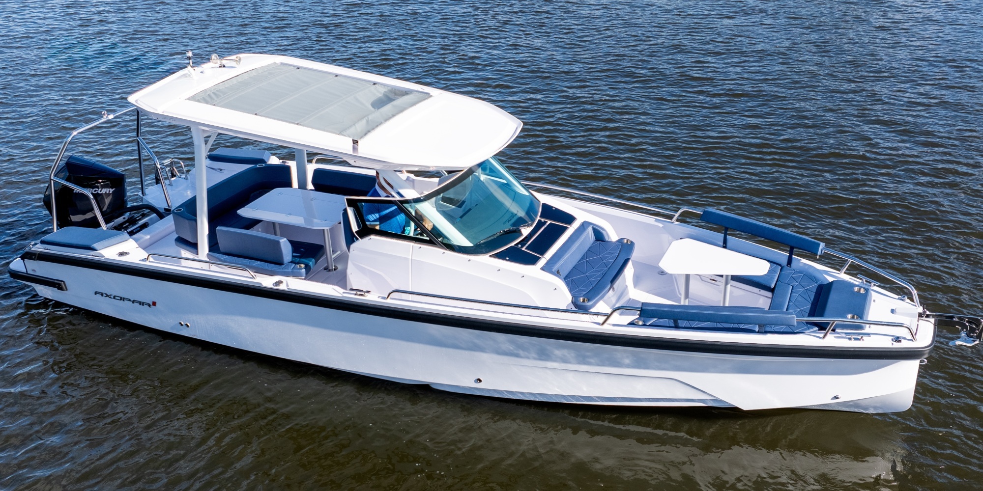 31' 2025 Axopar Sun Top - SF Image 1