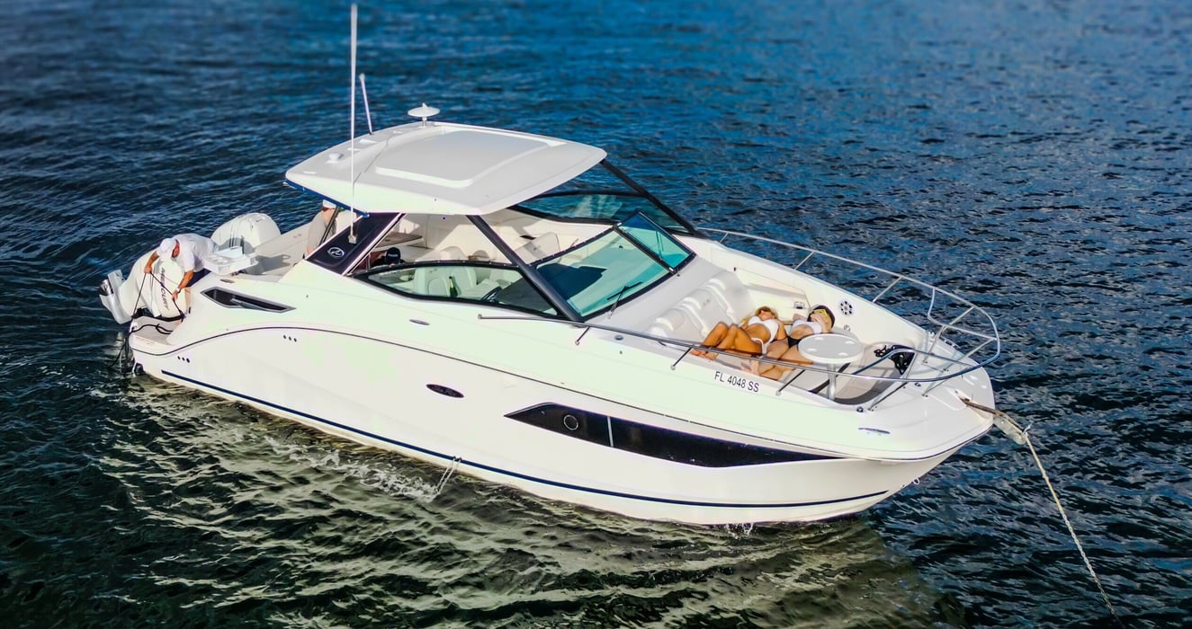 32' 2020 Sea Ray Sundancer - SF