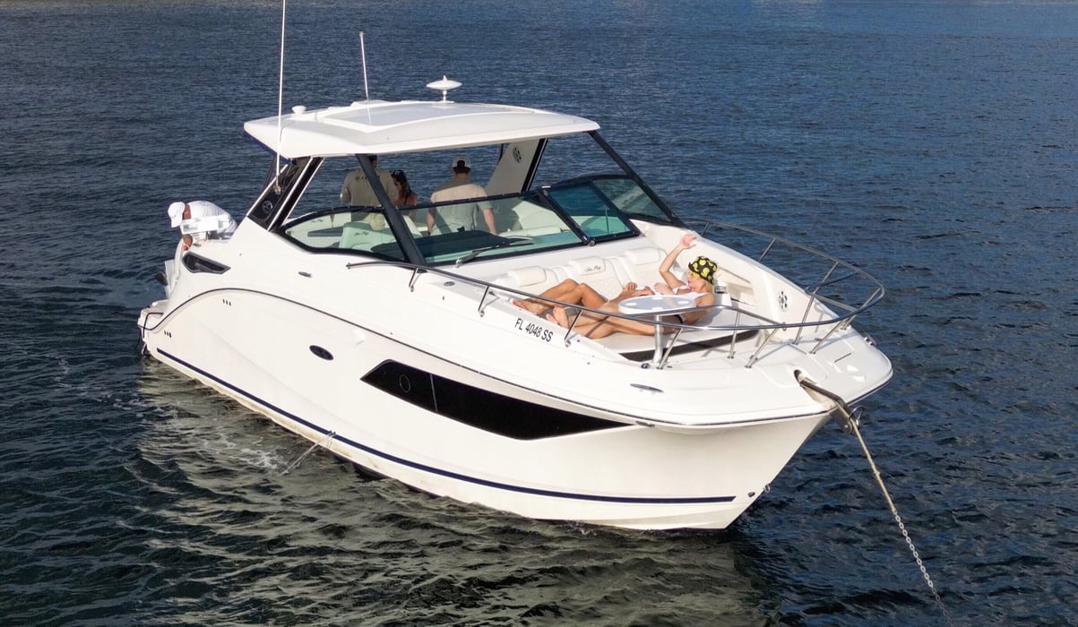 32' 2020 Sea Ray Sundancer - SF