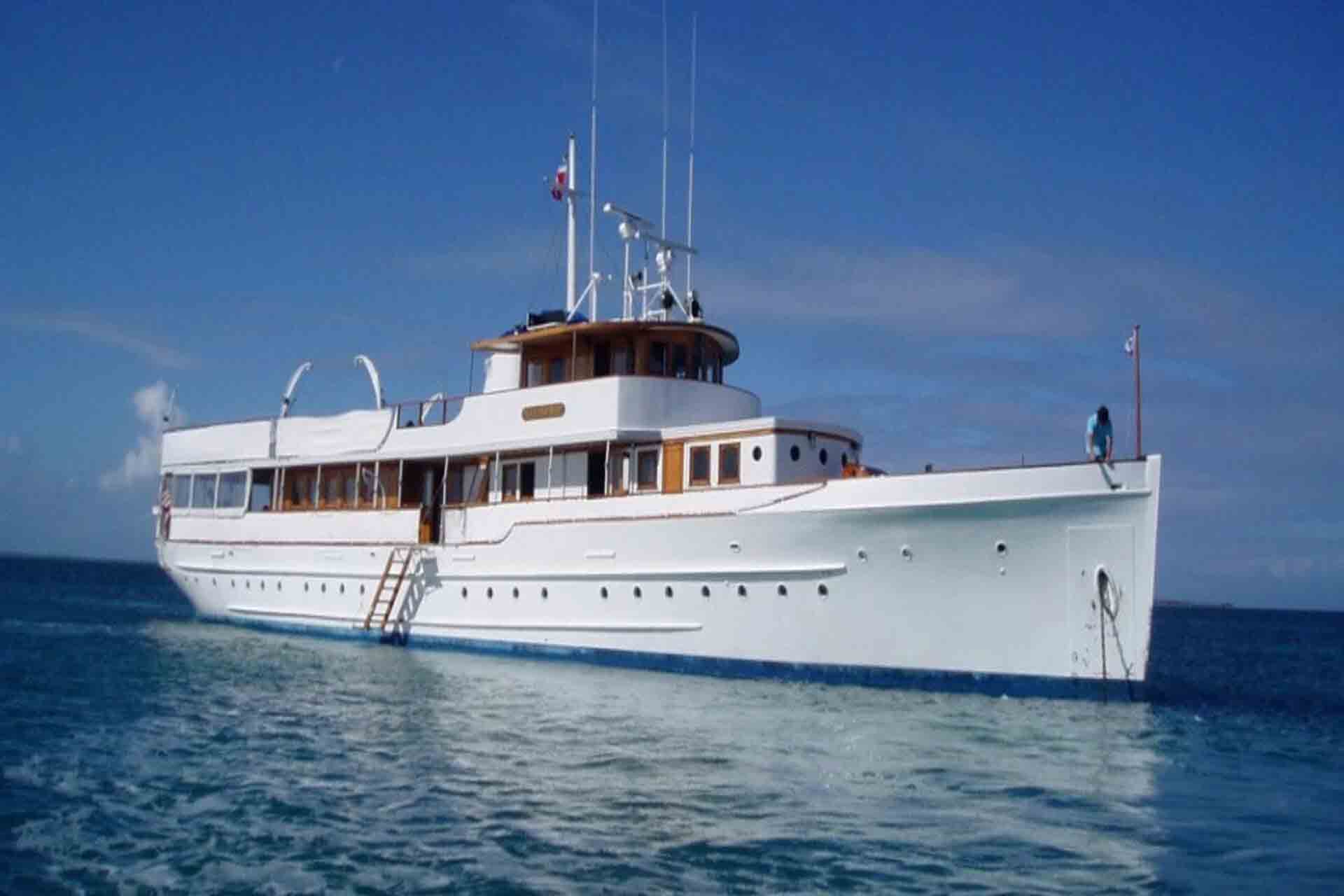 122' Florida Event Yacht - SF Image 3