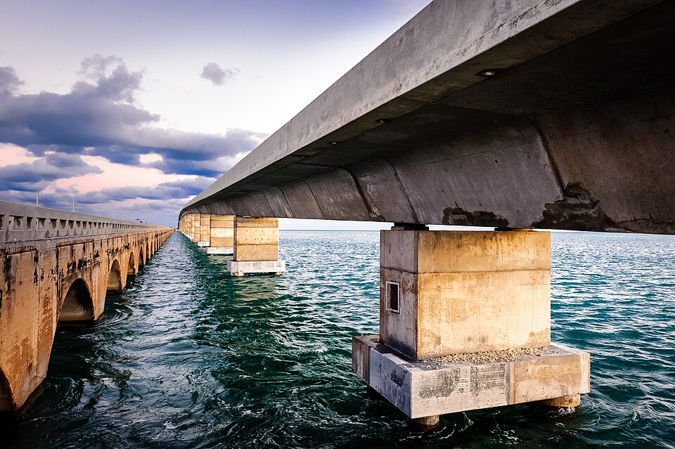 Parallel bridges of US‑1 spanning turquoise coastal waters.