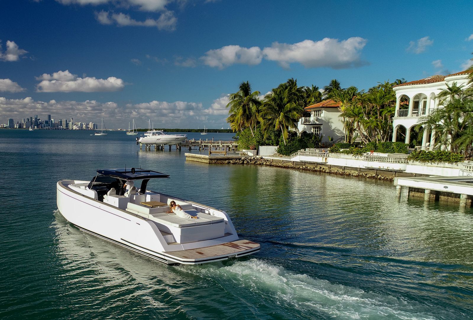 Palm Beach Yacht Rental Reviews: What Customers are Saying in 2024